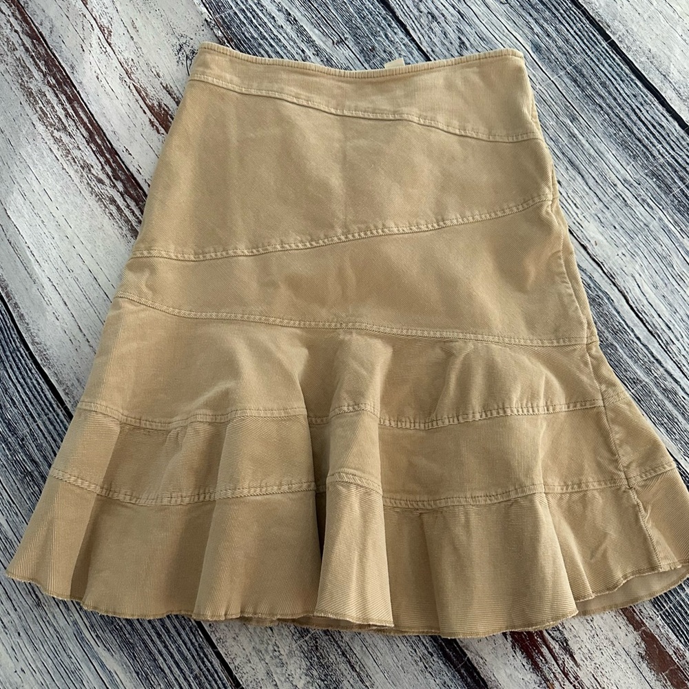 Elegant Tan Women's Skirt